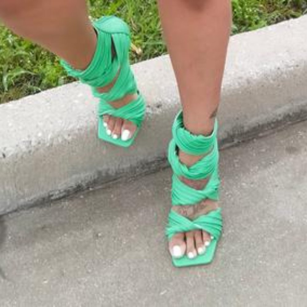 KNOT TWISTED GREEN